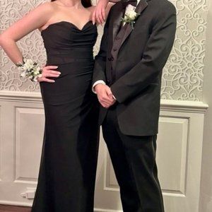 Strapless Black Prom/Evening Gown -- La Femme - Stunning!
